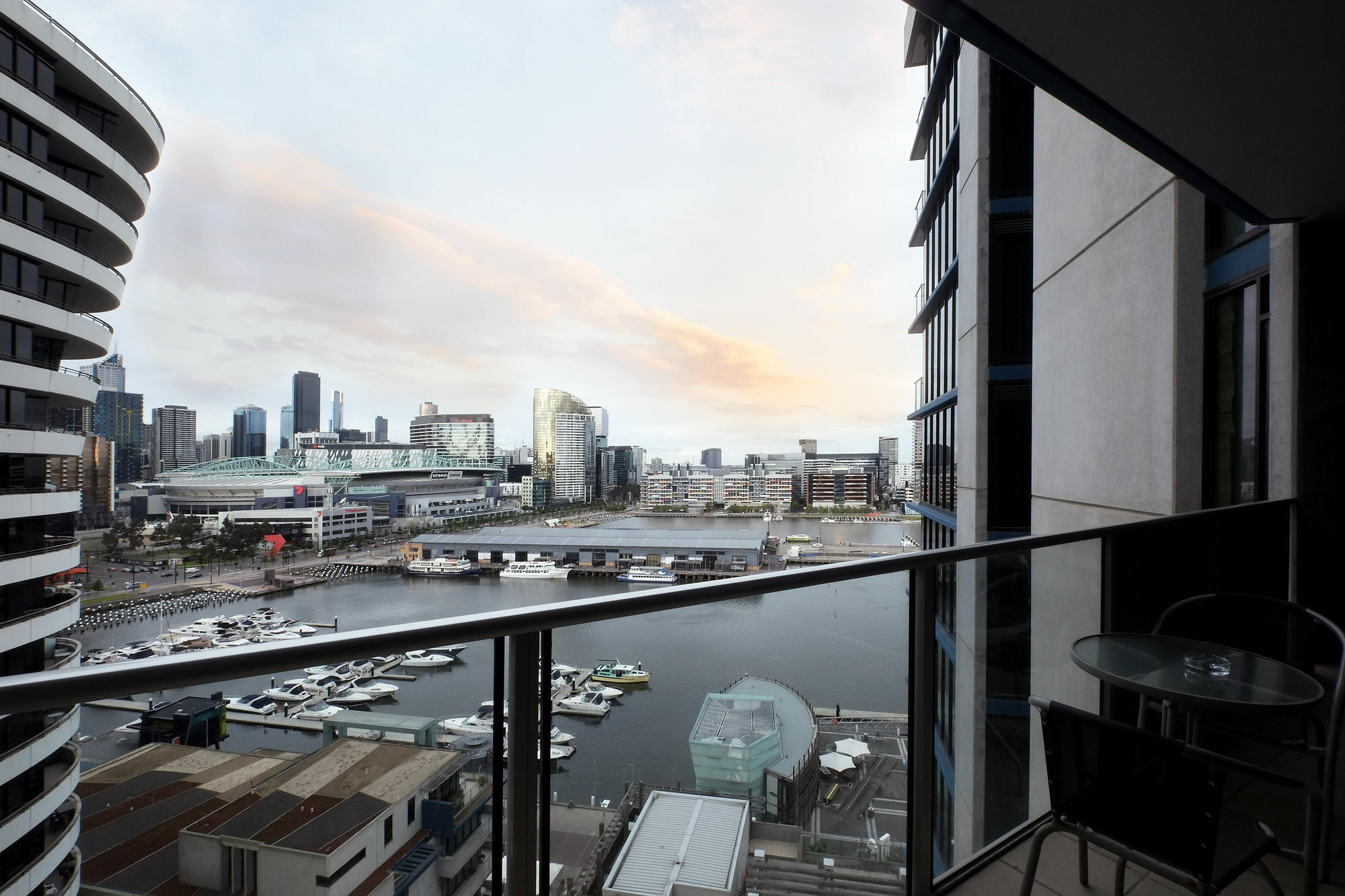 Acd Apartments Melbourne Dış mekan fotoğraf